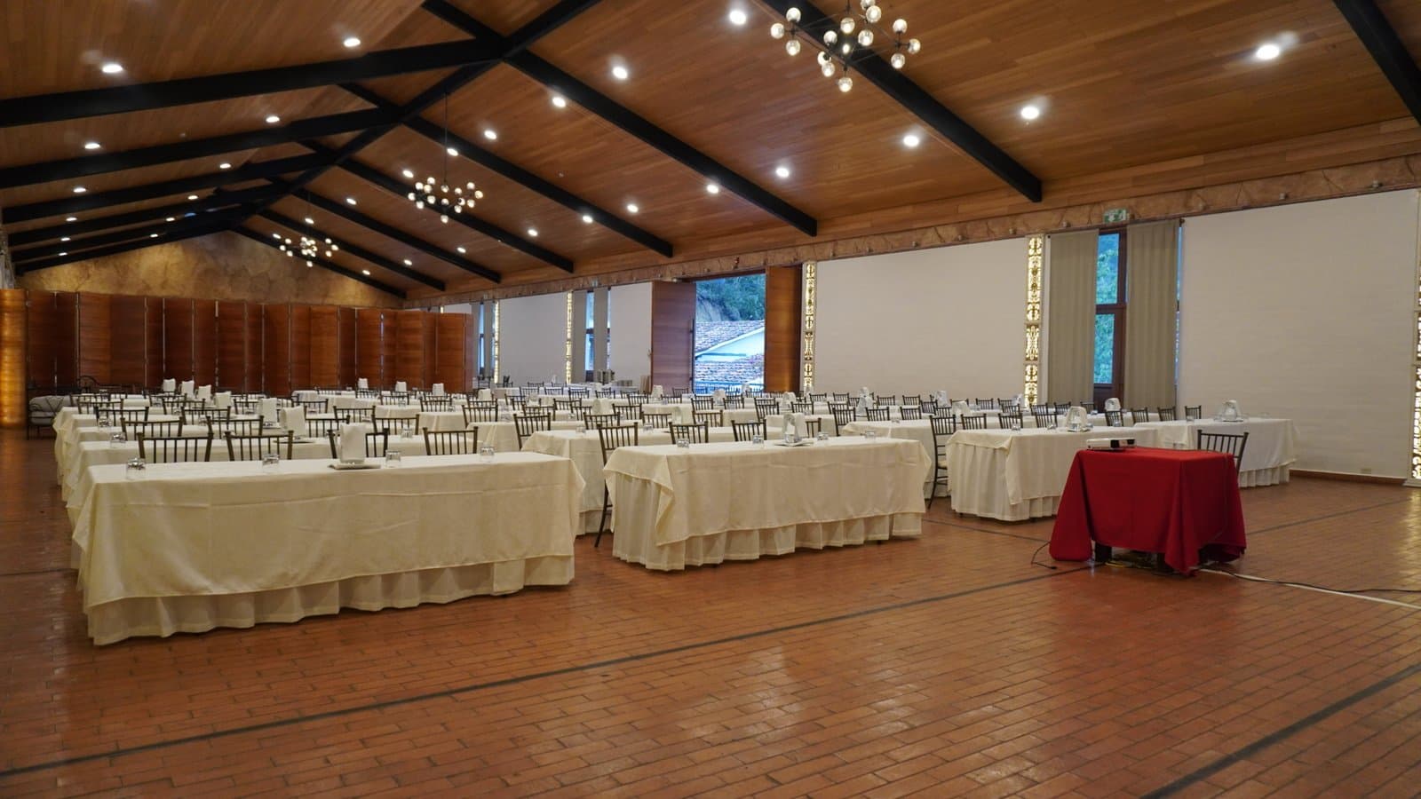 Montaje para evento corporativo en Estancia Rosario.