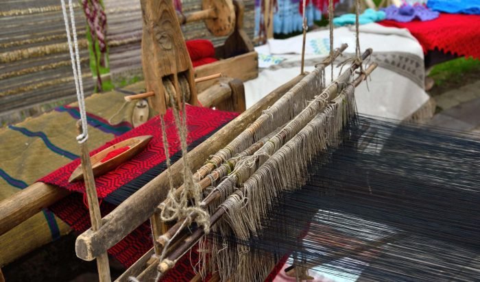 part-of-wooden-loom-RV7A2DL.jpg